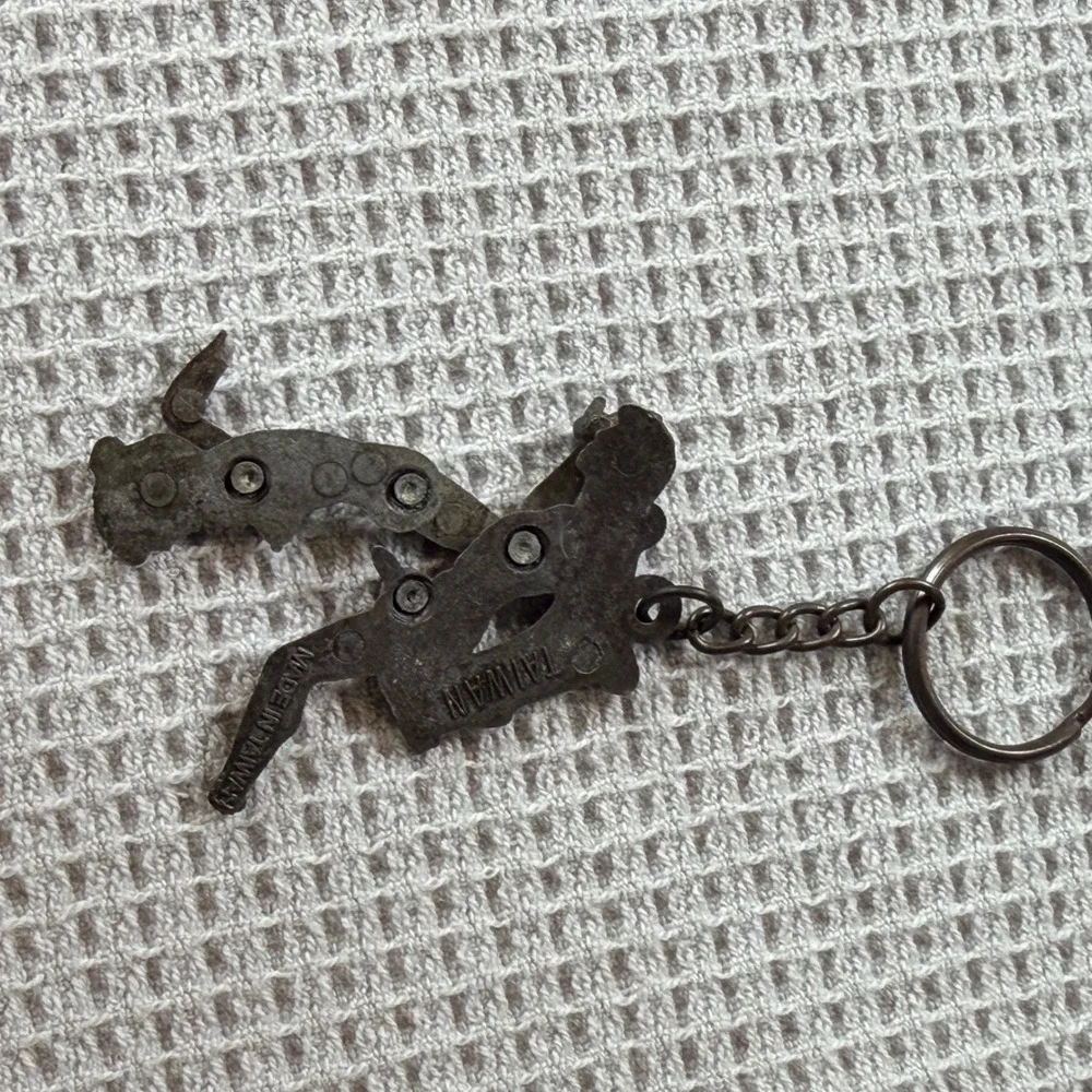 Vtg Adult Novelty Erotic Kama Sutra Moving Keychain Metal Taiwan Risqué Naughty